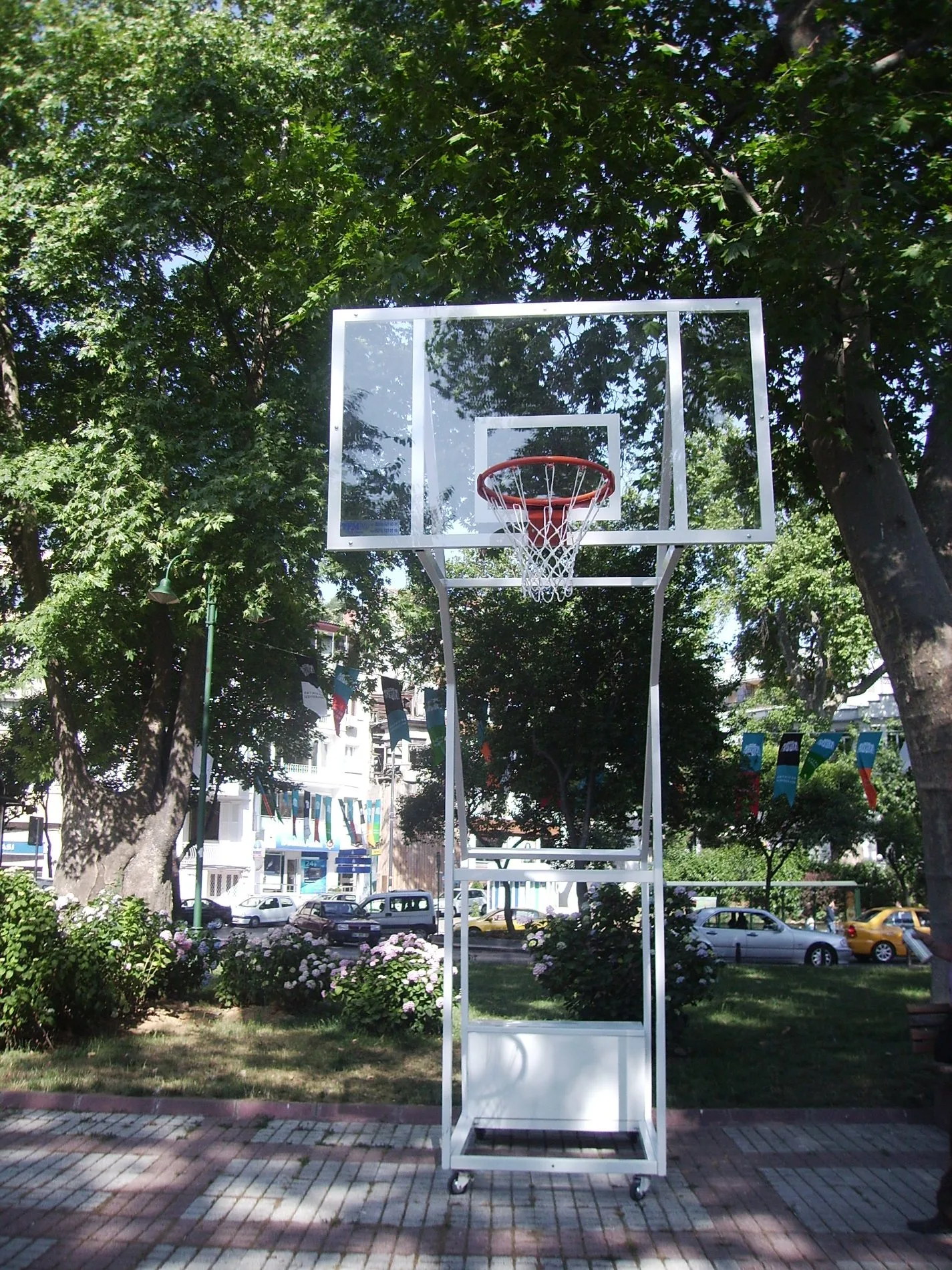 Dört Direkli Seyyar Basketbol Potası
