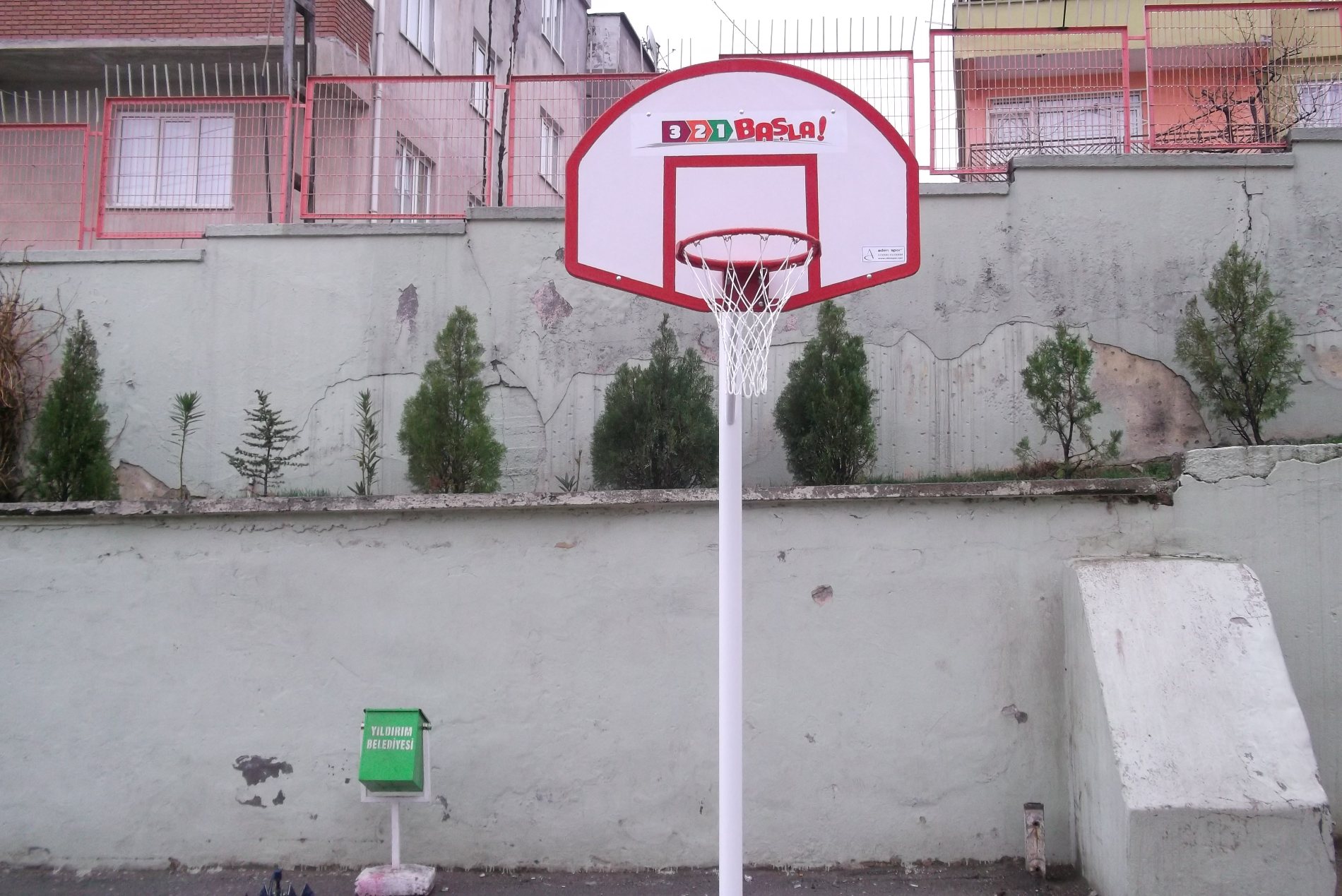 Usa Panyalı Antreman Model Tek Direkli Basketbol Potası