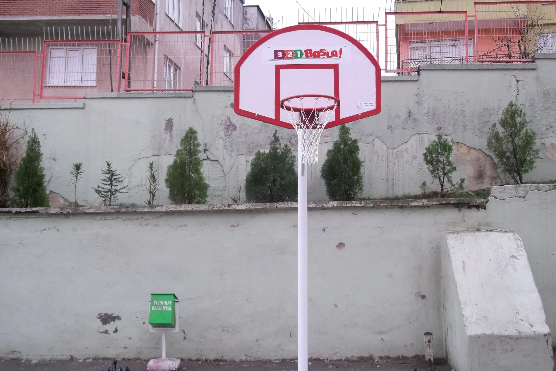 Usa Panyalı Antreman Model Tek Direkli Basketbol Potası
